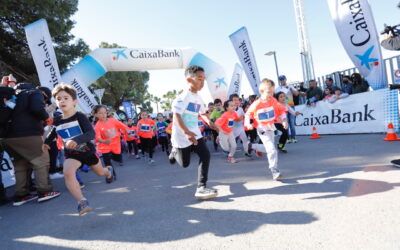 Half a hundred children kick off the #RunAndFeel marathon day with the Santa Eulària Ibiza Kids Run Caixabank.